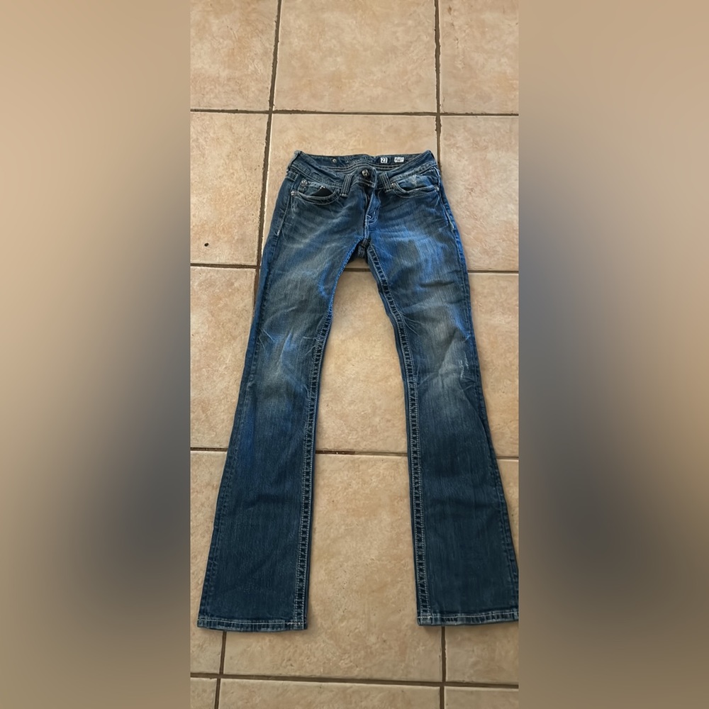 Miss me jeans size 27 blue and bootcut I just can’t fit in them anymore